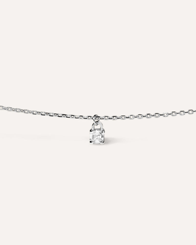 radiant-lock-necklace-silver